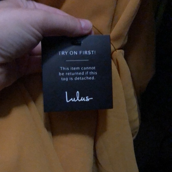 Lulu’s Yellow Backless Maxi Dress size SM NWT! - Picture 7 of 7